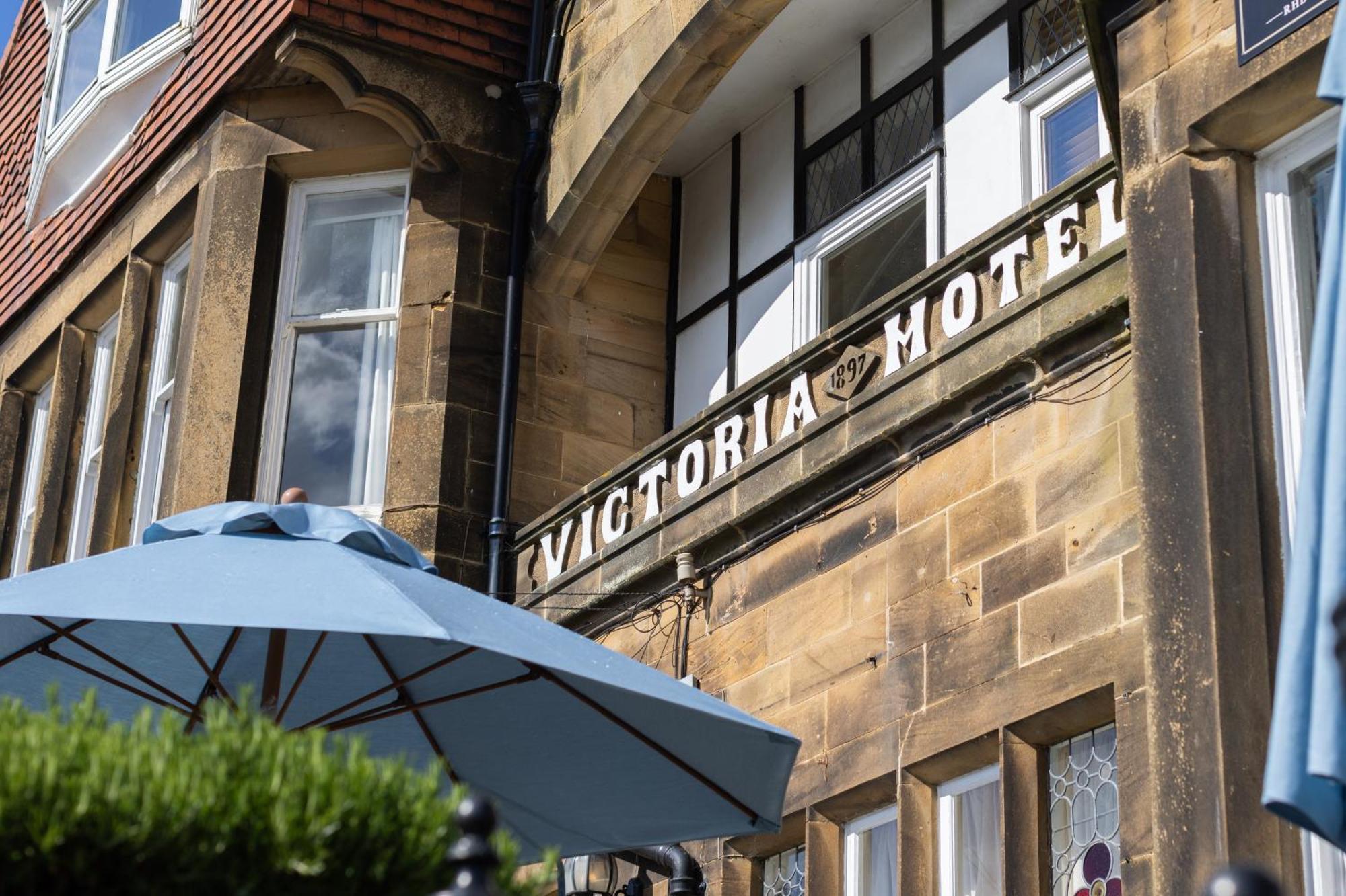 Victoria Hotel Robin Hood's Bay Exterior foto