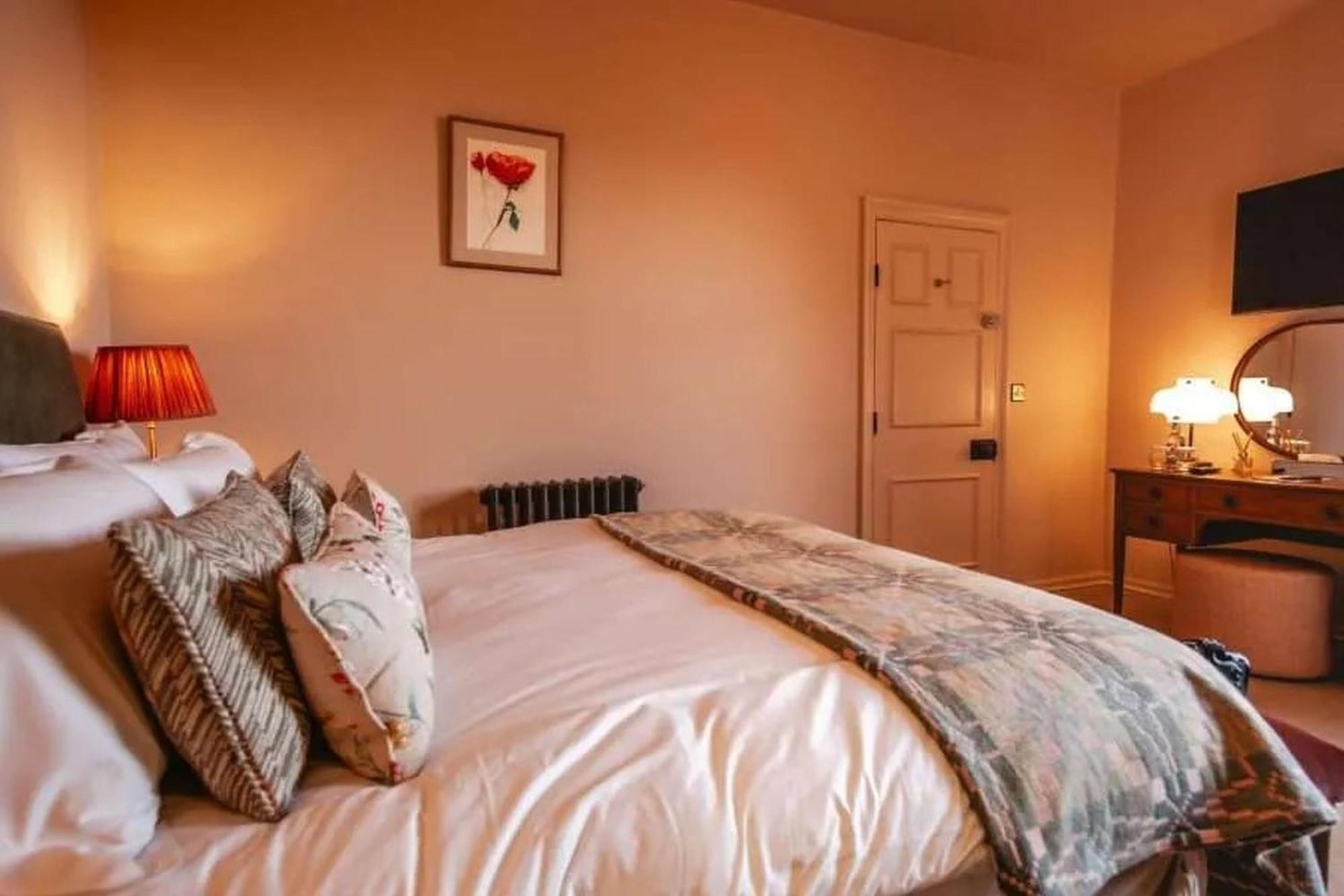 Victoria Hotel Robin Hood's Bay Exterior foto