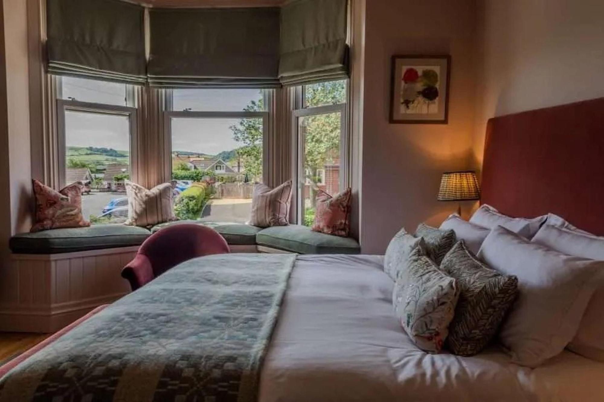 Victoria Hotel Robin Hood's Bay Exterior foto