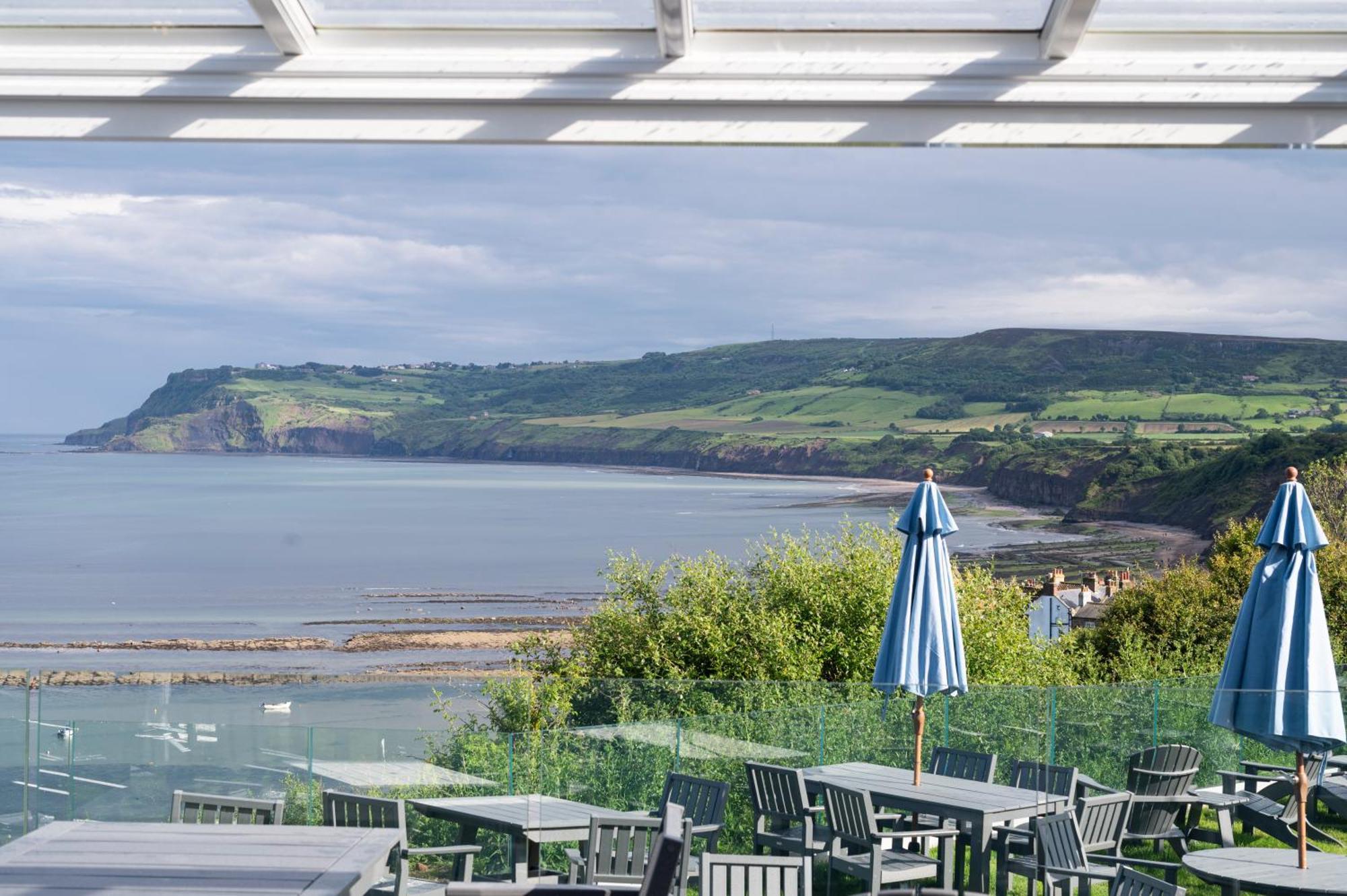Victoria Hotel Robin Hood's Bay Exterior foto